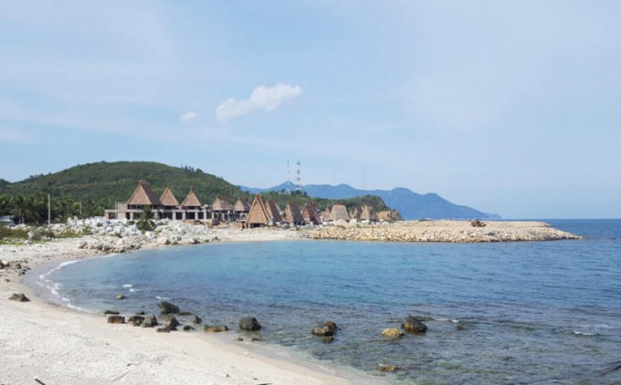 Một mặt bằng mới lấn biển đã hình thành tại dự án Khu nghỉ dưỡng Champarama Resort & Spa.