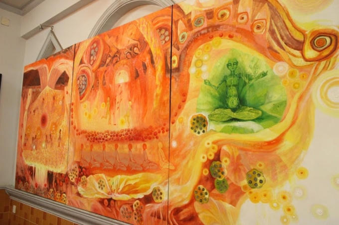 Tác phẩm "Hành tinh xanh" tranh sơn dầu của tác giả Đàm Thủy.