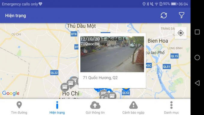 Khi chạm vào một biểu tượng màu xám bất kỳ, người dân có thể xem camera giám sát ngay khu vực đó theo thời gian thực để xem tình trạng ngập tại đoạn đường đó. Có rất nhiều camera giám sát được đặt trên các tuyến quan trọng.