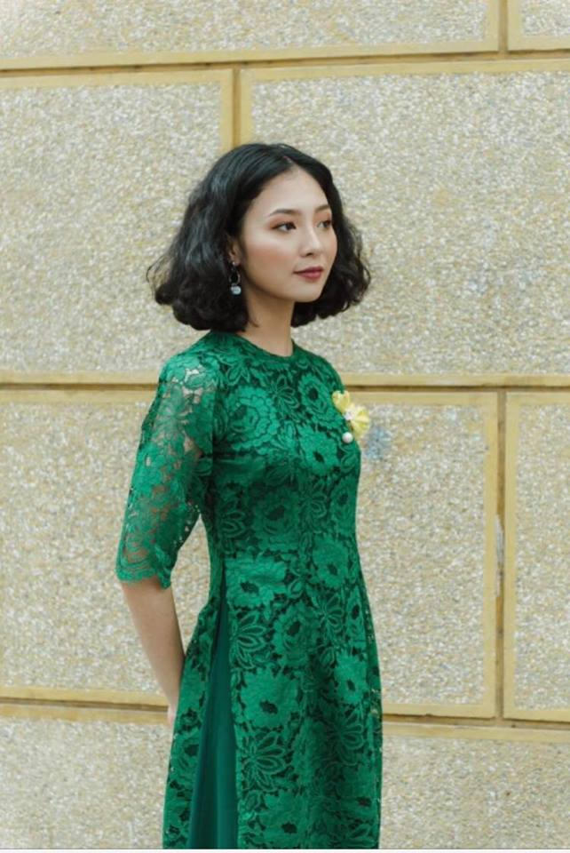 Những bông hoa handmade giúp phái đẹp làm mới trang phục của mình