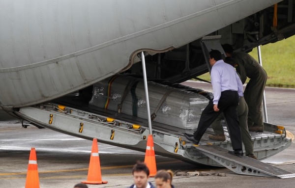 Theo Cơ quan quản lý hàng không dân dụng Colombia (Aerocivil), chiếc máy bay của hãng Lamia (Bolivia) lâm nạn tại Colombia làm 71 người chết là do máy bay hết xăng và thiếu xăng dự trữ. (Ảnh: Reuters)