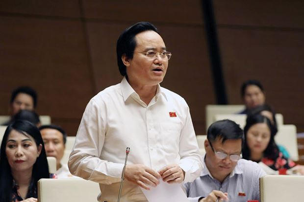 Bộ trưởng Phùng Xuân Nhạ.