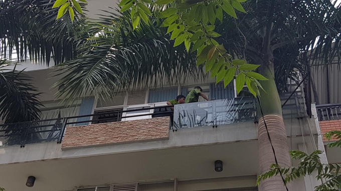 Cơ quan công an khám nghiệm hiện trường.