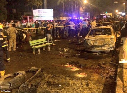 IS đ&aacute;nh bom tại thủ đ&ocirc; Baghdad, 37 người thương vong