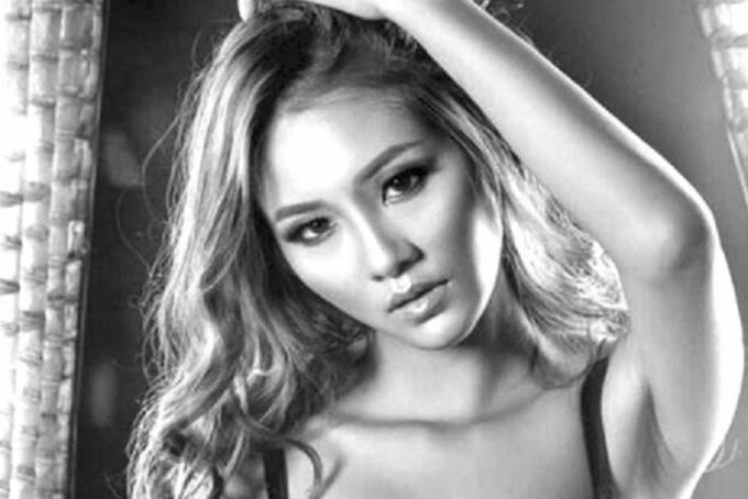 Nữ người mẫu có đơn yêu cầu khởi tố vụ án hình sự.