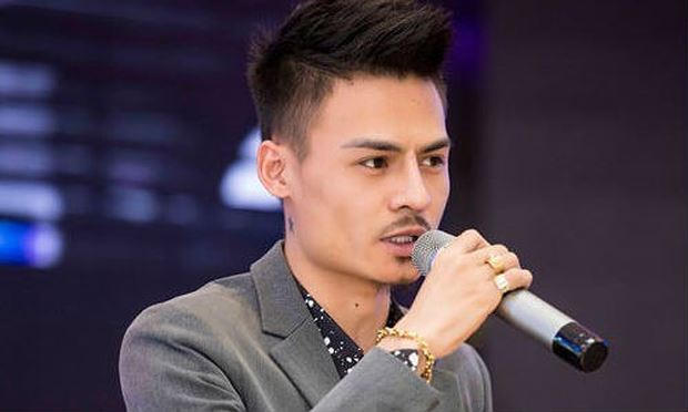 Hoa Vinh, “hiện tượng mạng” nổi lên nhờ cover các bài hát đã nổi tiếng.