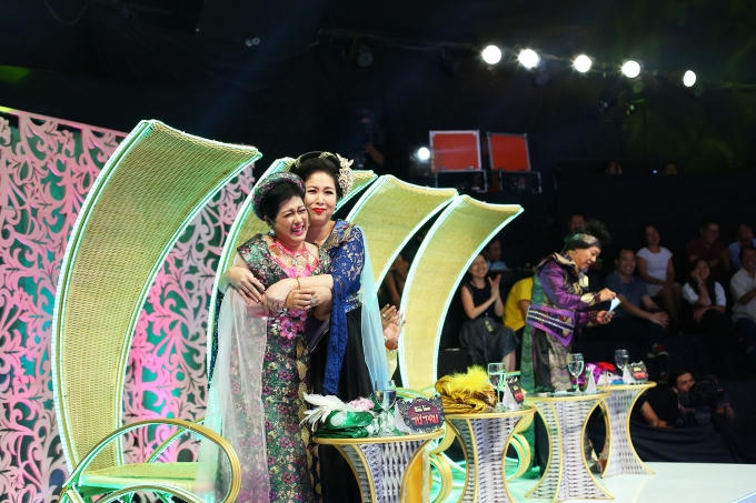 Ti&ecirc;́u l&acirc;m tứ trụ: Minh Nh&iacute; bật m&iacute; l&yacute; do tăng c&acirc;n mất kiểm so&aacute;t của NSND Hồng V&acirc;n