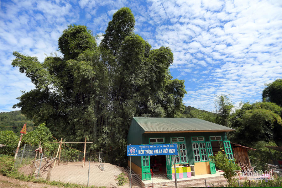 Trường mầm non tại bản Huổi Khon