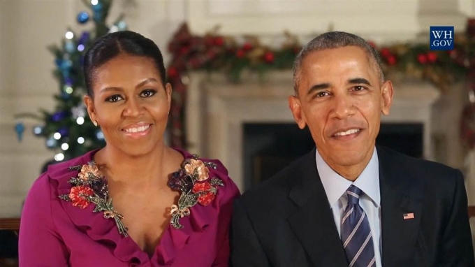Vợ chồng Tổng thống Obama gửi lời chúc mừng Giáng sinh lần cuối tại Nhà Trắng. (Ảnh: White House)