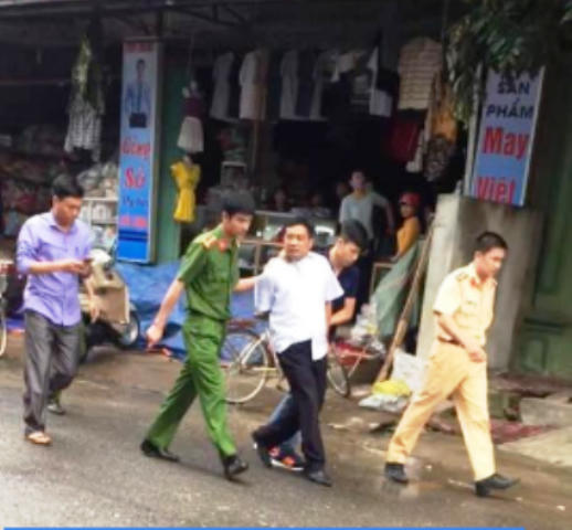 Đôi tượng Trần Xuân Thu bị áp giải về Cơ quan CSĐT (ảnh MH)