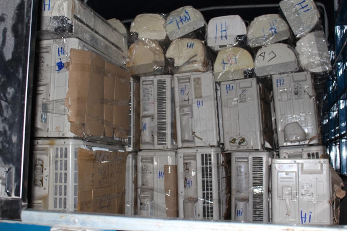 Các máy lạnh đều đã qua sử dụng