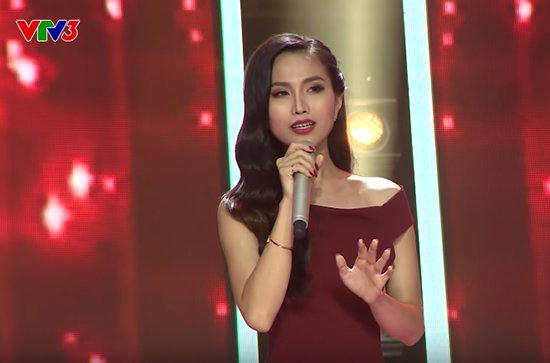 Hoài Sa tham gia vòng giấu mặt tại chương trình Giọng hát Việt 2018.