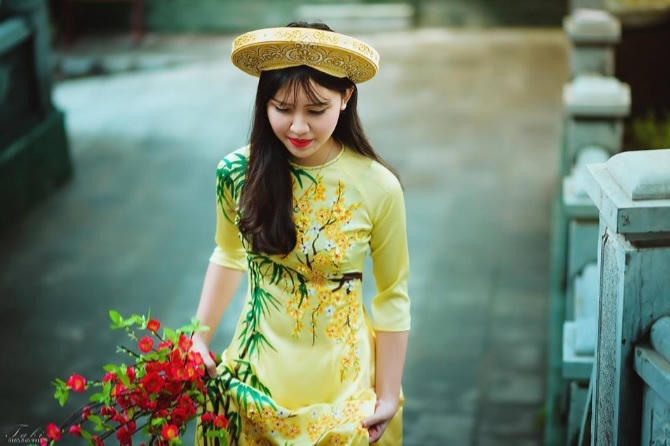 Một số hình ảnh trong trang phục áo dài Việt Nam của cô bạn Minh Phương.