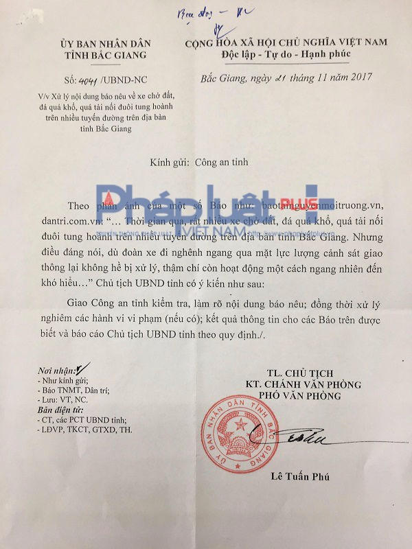 Chủ tịch UBND tỉnh Bắc Giang giao Công an tỉnh kiểm tra xử lý tình trạng xe quá khổ, quá tải.