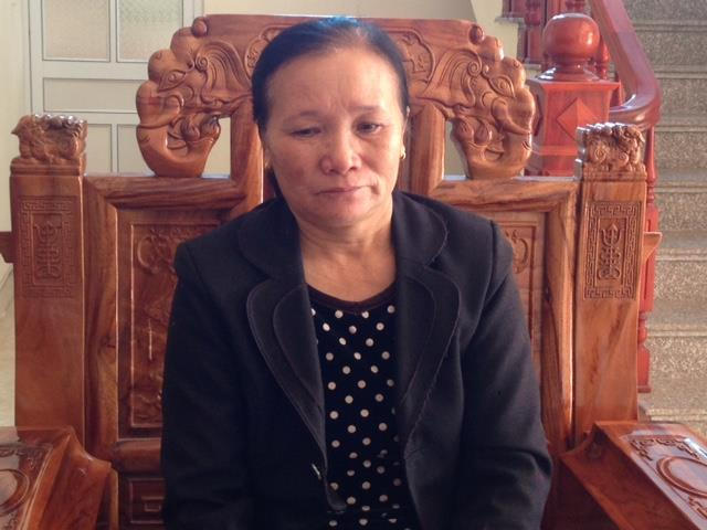 Bà Nguyễn Thị Toan mẹ đẻ của chị Nguyễn Thị Hiên còn nghẹn ngào và đắng nỗi đau