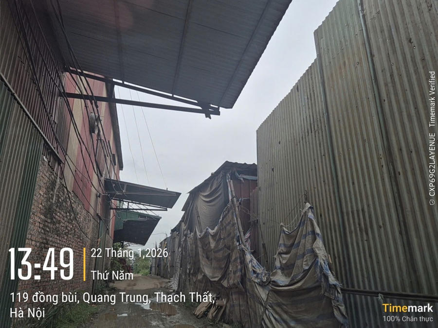 Khu nhà xưởng được xây dựng trái phép trên đất nông nghiệp sẽ được UBND xã Tây Phương tổ chức cưỡng chế trong thời gian tới.
								
							
						
						
					
				
			
			
						
							
								
									
								
								
									Khu nhà xưởng được xây dựng trái phép trên đất nông nghiệp sẽ được UBND xã Tây Phương tổ chức cưỡng chế trong thời gian tới.
								
							
						
						Khu nhà xưởng được xây dựng trái phép trên đất nông nghiệp sẽ được UBND xã Tây Phương tổ chức cưỡng chế trong thời gian tới.