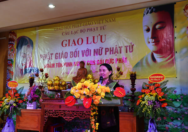 cư sĩ Diệu Nhân - Nguyễn Thị Xuân Loan, ủy viên Hội đồng trị sự Trung ương Giáo hội Phật giáo Việt Nam - Phó Thư ký Ban Hướng dẫn Phật tử trung ương, trưởng Ban tổ chức đọc diễn văn khai mạc.
