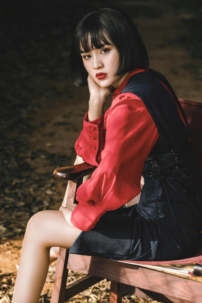 Sau gi&ocirc;ng b&atilde;o, Hiền Hồ đ&atilde; c&oacute; MV đầu tay c&aacute;n mốc 1 triệu lượt view