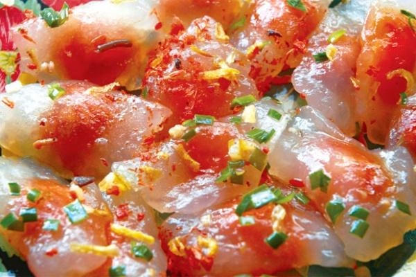 Món bánh quai vạc nổi tiếng được nhiều người yêu thích.