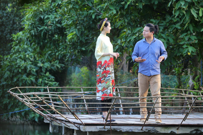 Hoa hậu Ngọc Duyên mặc áo dài rực rỡ tất bật chạy show cuối năm