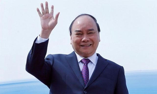 Thủ tướng Nguyễn Xuân Phúc lên đường đi Trung Quốc (ảnh: TTXVN).