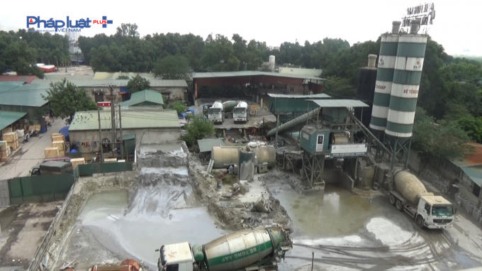 Xe vẫn hoạt động như bình thường, xả thả tại chỗ.