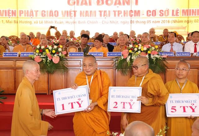 Ban tổ chức cũng đã đón nhận hơn 20 tỷ đồng để tiếp tục xây dựng Học viện giai đoạn 2 gồm: Đại hùng bảo điện, Thiền đường và cổng tam quan...