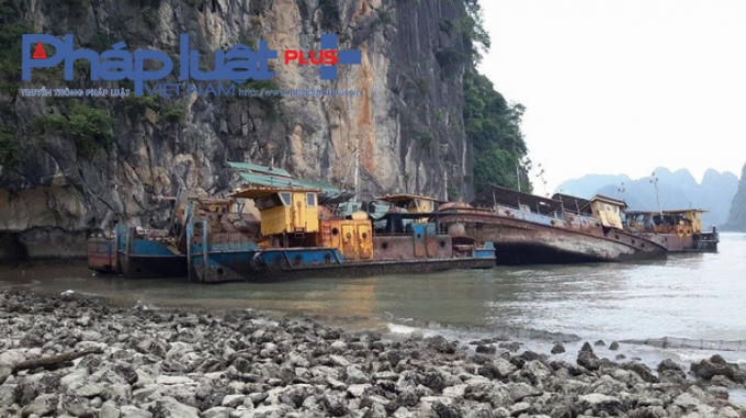 Quảng Ninh: Những &ldquo;con t&agrave;u ma&rdquo; khiến kỳ quan thi&ecirc;n nhi&ecirc;n thế giới trở n&ecirc;n m&eacute;o m&oacute;