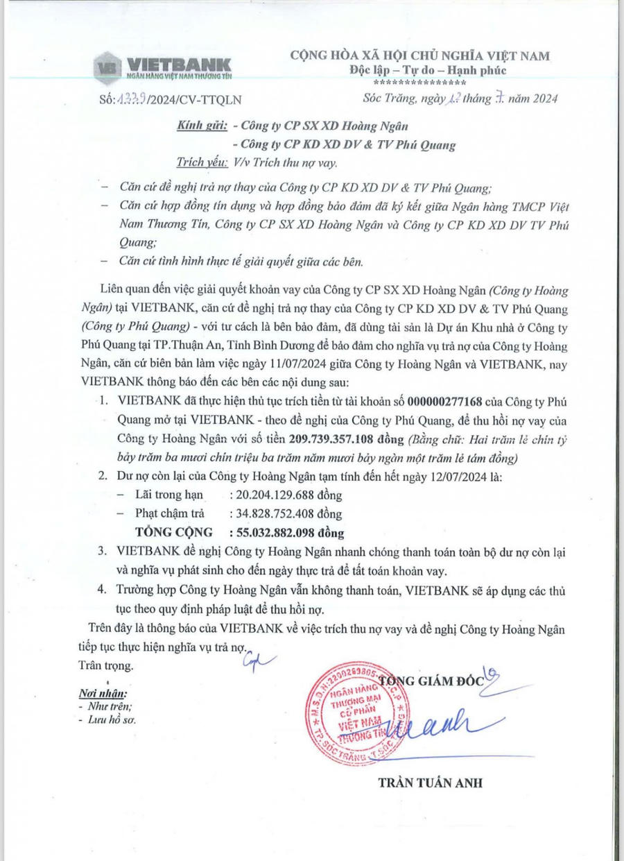 Văn bản của Ngân hàng thể hiện việc sau khi đã trích thu hơn 209,7 tỷ đồng, Ngân hàng còn yêu cầu Cty Hoàng Ngân trả thêm hơn 55 tỷ tiền lãi và phạt chậm trả