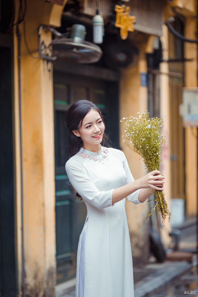 Và cô đã giành giải Đặc biệt của cuộc thi một cách thuyết phục