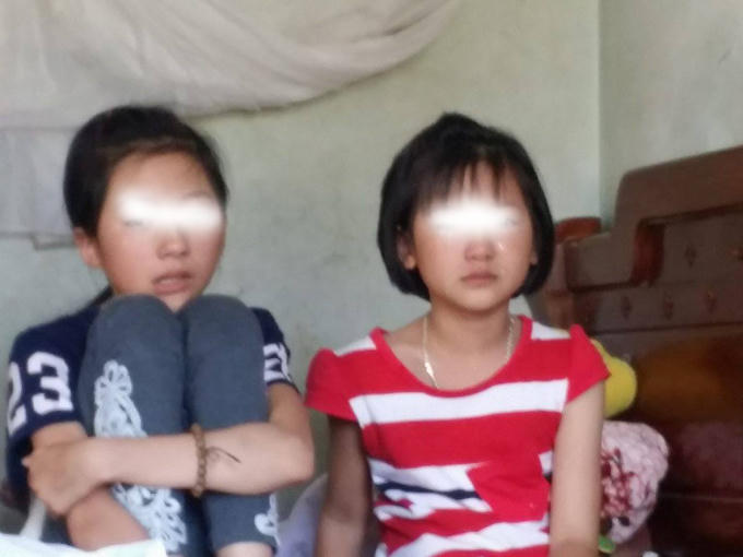 Hai em gái của nữ sinh này luôn tục khóc nấc lên khi nhắc đến chi gái mình.