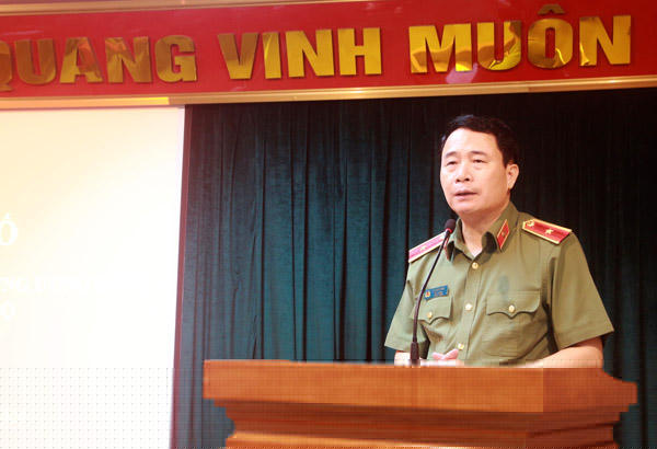Thứ trưởng Lê Quốc Hùng phát biểu tại buổi lễ.