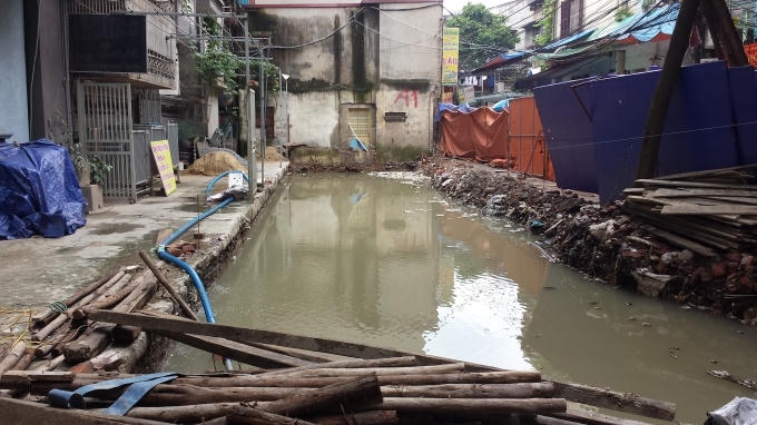 Khu đất UBND phường Văn Qu&aacute;n đang tiến h&agrave;nh x&acirc;y nh&agrave; văn ho&aacute; khu 11 c&oacute; nhiều