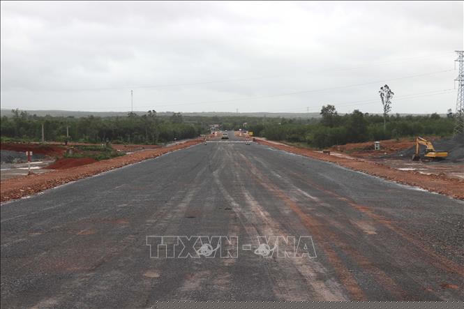 Trong 11 tháng năm 2020, vốn đầu tư thực hiện từ nguồn ngân sách nhà nước đạt 406,8 nghìn tỷ đồng. Ảnh minh họa: Nguyên Lý/TTXVN