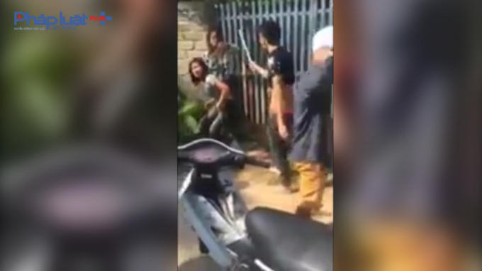 Bản tin Facebook ngày 20/5: Thiếu nữ chặt chân chó cưng rồi tung lên Facebook khoe chiến tích