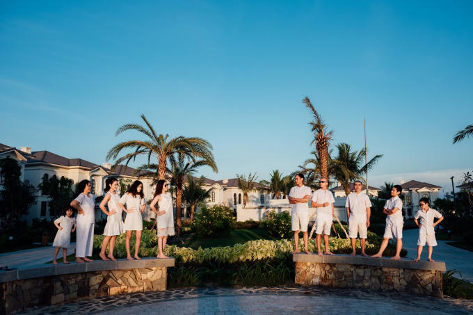 Th&iacute;ch th&uacute; với bộ ảnh độc đ&aacute;o của gia đ&igrave;nh ba thế hệ