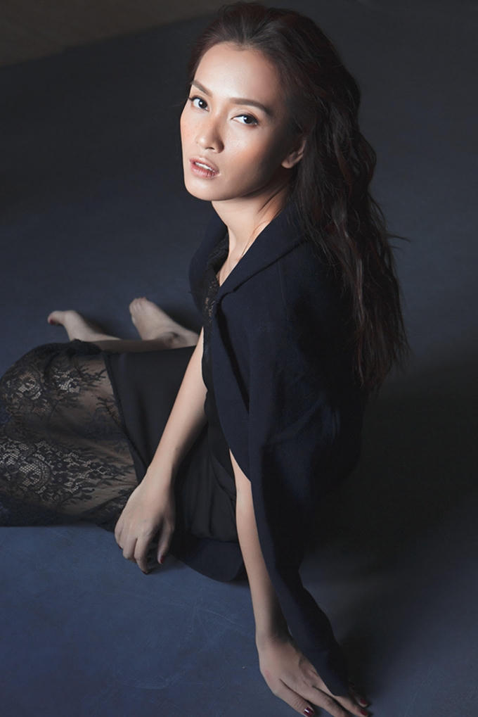 &Aacute;i Phương bất ngờ tung hit kể về t&igrave;nh cũ
