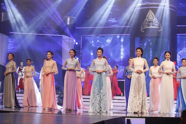 Phần thi áo dài của các thí sinh