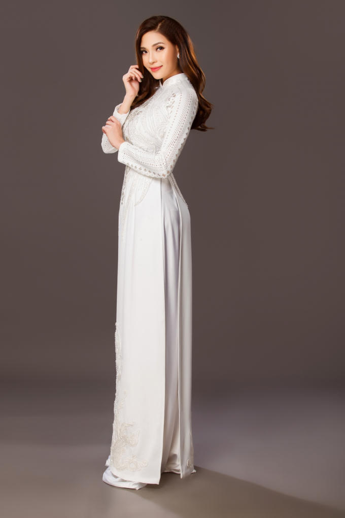 Nhưng dù trở lại công việc nhưng Thúy Diễm vẫn quan niệm mình đang thực hiện thiên chức làm mẹ nên thời gian dành cho con vẫn là quan trọng nhất: “Đi quay phim hay làm công việc gì thì cũng chia 5/5 thời gian trong ngày ra để ở bên cạnh chăm sóc con. Nhất là những tháng đầu đời.”