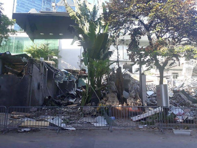 Quận Ba Đình tiếp tục cưỡng chế công trình vi phạm tại mương Phan Kế Bính