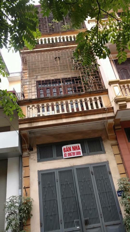 Nhà đẹp, xây dựng cố định chắc chắn, thoáng mát, tiện nghi đầy đủ.