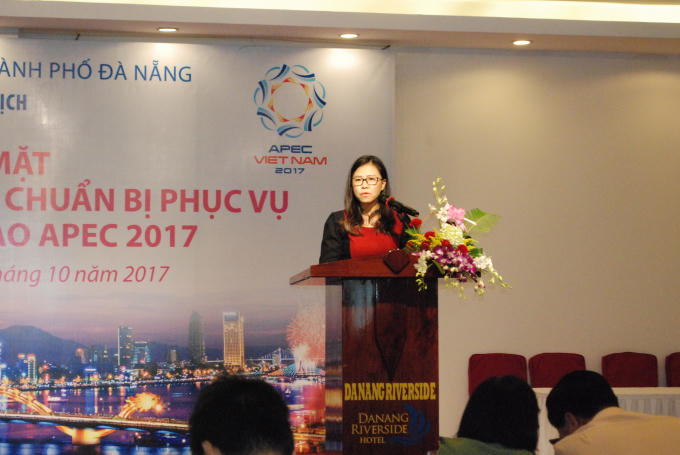 Đại diện Sở Ngoại vụ TP Đà Nẵng giới thiệu những điều cần lưu ý về các nền văn hóa, nguyên tắc lễ tân ngoại giao.