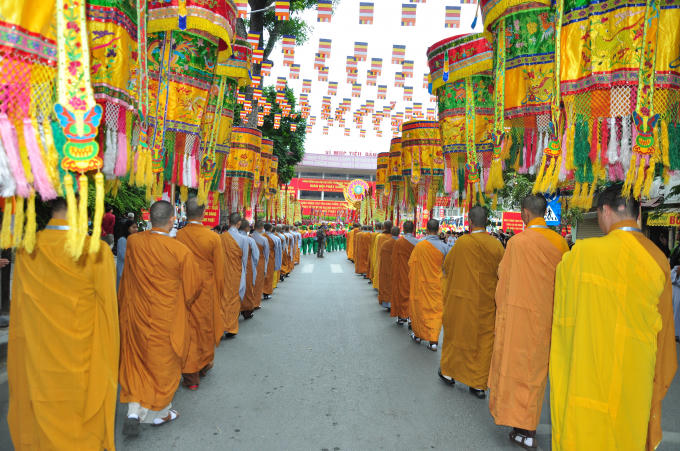 Ch&ugrave;m ảnh tại Đại hội Phật gi&aacute;o to&agrave;n quốc lần VIII