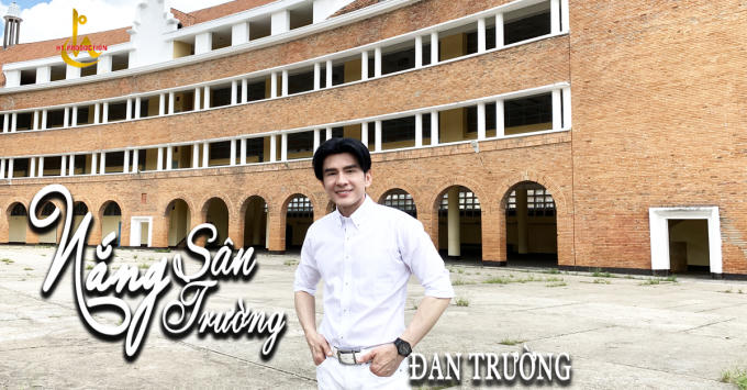 Đan Trường cho biết ở thời điểm đầu mùa hè, khi chứng kiến những khoảnh khắc chia tay xúc động của các cô cậu học trò, anh không nguôi nhớ về những kỷ niệm gắn với mình và bài hát.