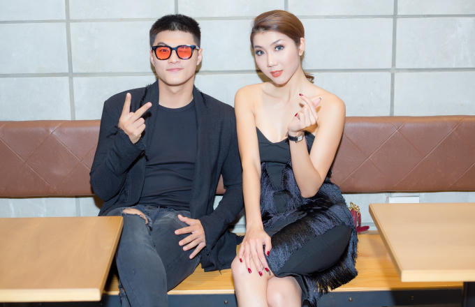 Ngọc Quyên và Lâm Vinh Hải giao lưu với khán giả miền Tây sau phim