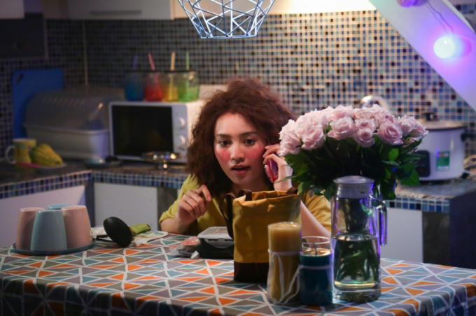 Lan Ngọc, Chi Pu &ldquo;t&igrave;nh thương mến thương&rdquo; tr&ecirc;n phim trường