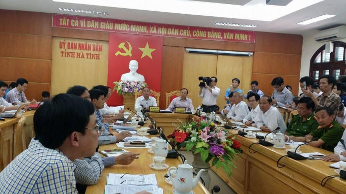 Bộ NN &amp; PTNT đã chủ trì cuộc họp tại Hà Tĩnh bàn về phương án giải quyết tình trạng cá chết hàng loạt tại các tỉnh ven biển miền trung.