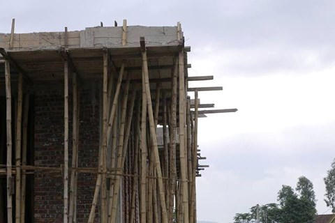 Căn nhà của con trai ông Quang vi phạm hành lang đường giao thông.