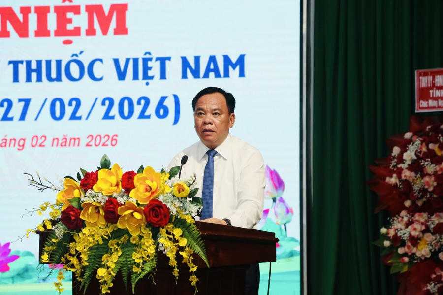 Phó Bí thư Tỉnh ủy Võ Tấn Đức phát biểu chỉ đạo tại buổi lễ.