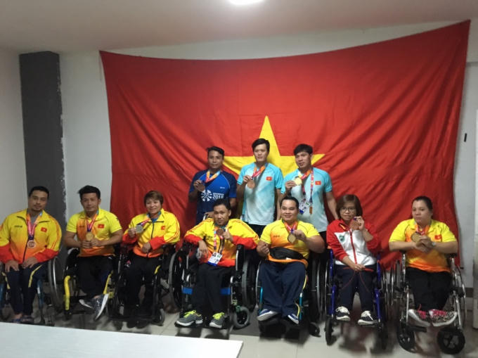 10 VĐV giành được huy chương đầu tiên tại Asian Para Games 2018 nhận thưởng nóng từ Herbalife Việt Nam